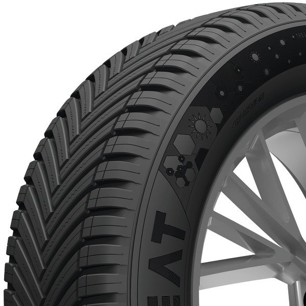 CEAT 225/40R 18 92Y TL 4Season DriveX5 XL MFS EXTRA LOAD